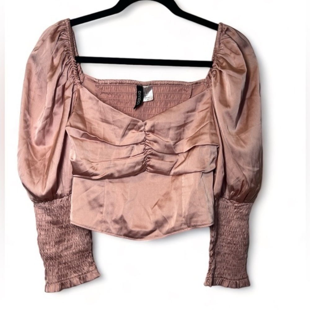 H&M Divided Women‎ Size Medium Dusty Pink Metallic Puff Sleeve Crop Smock Blouse